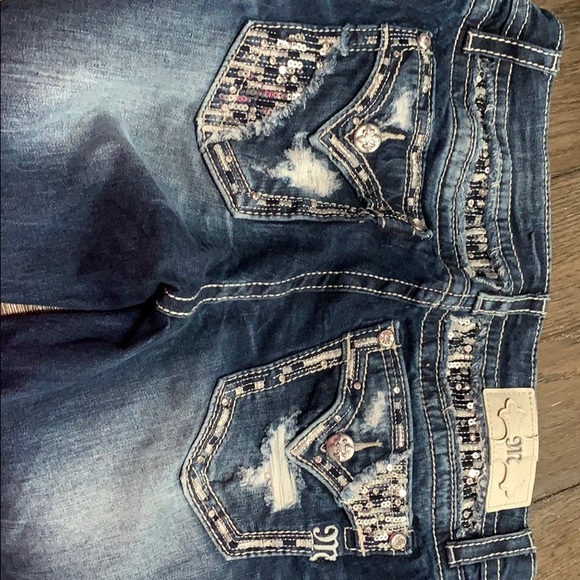 Stylish Blue Embellished Jeans - Picture 5 of 5